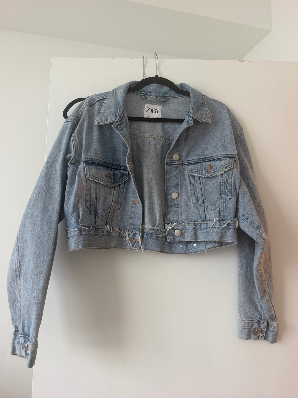 Zara Light Wash Cropped Denim Jacket